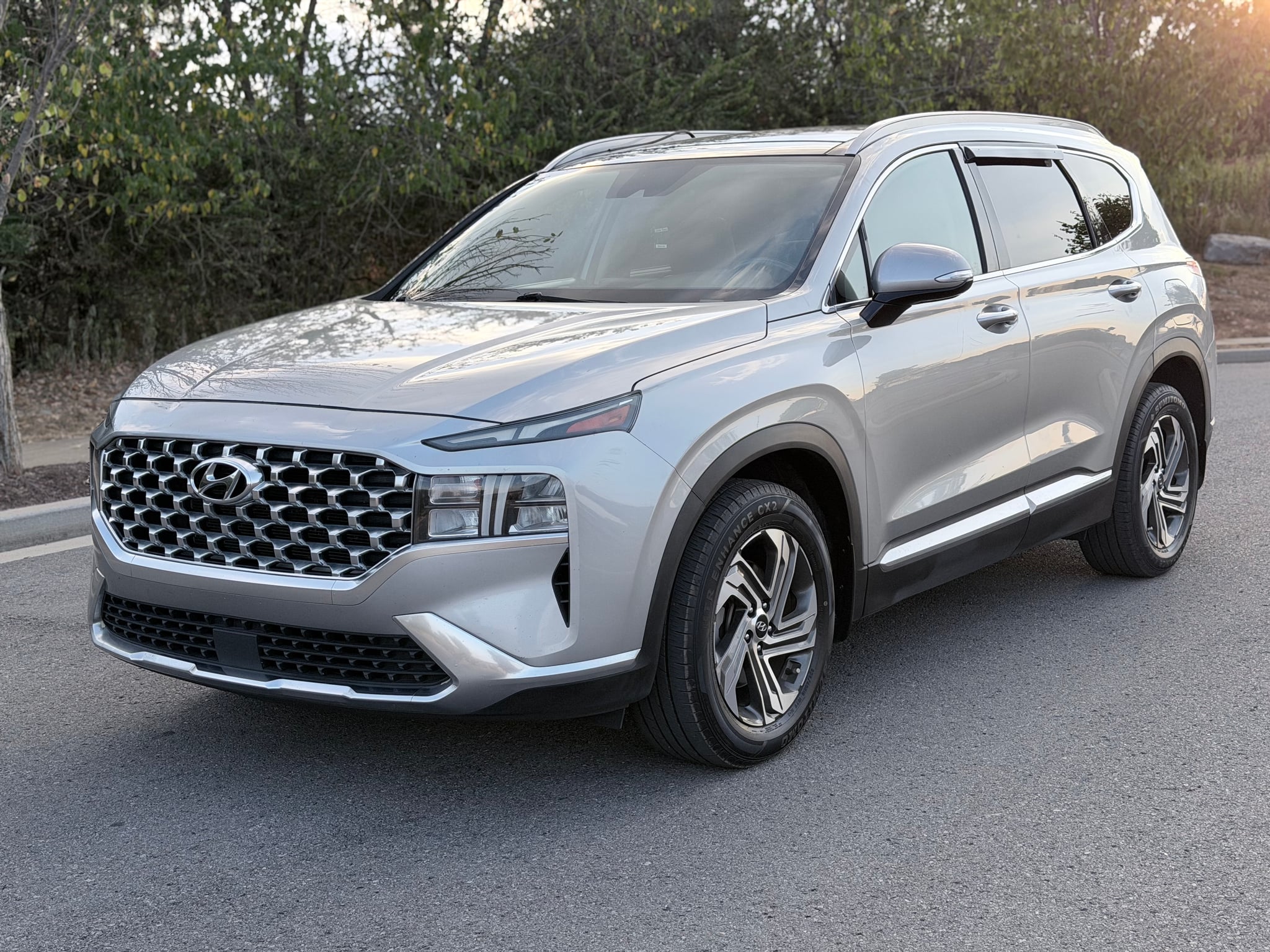 2022 HYUNDAI Santa Fe - Image 1
