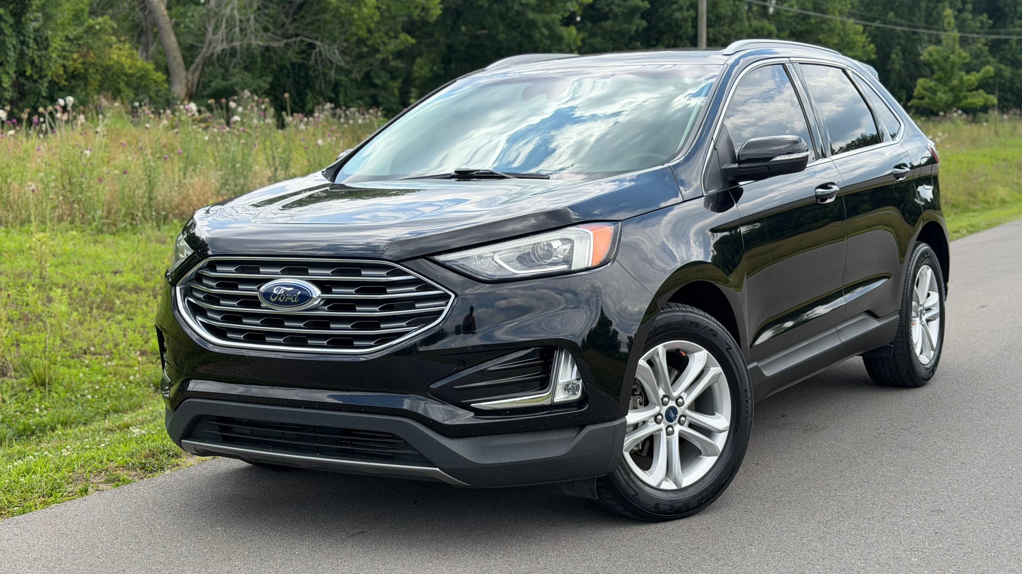 2020 FORD Edge - Image 1
