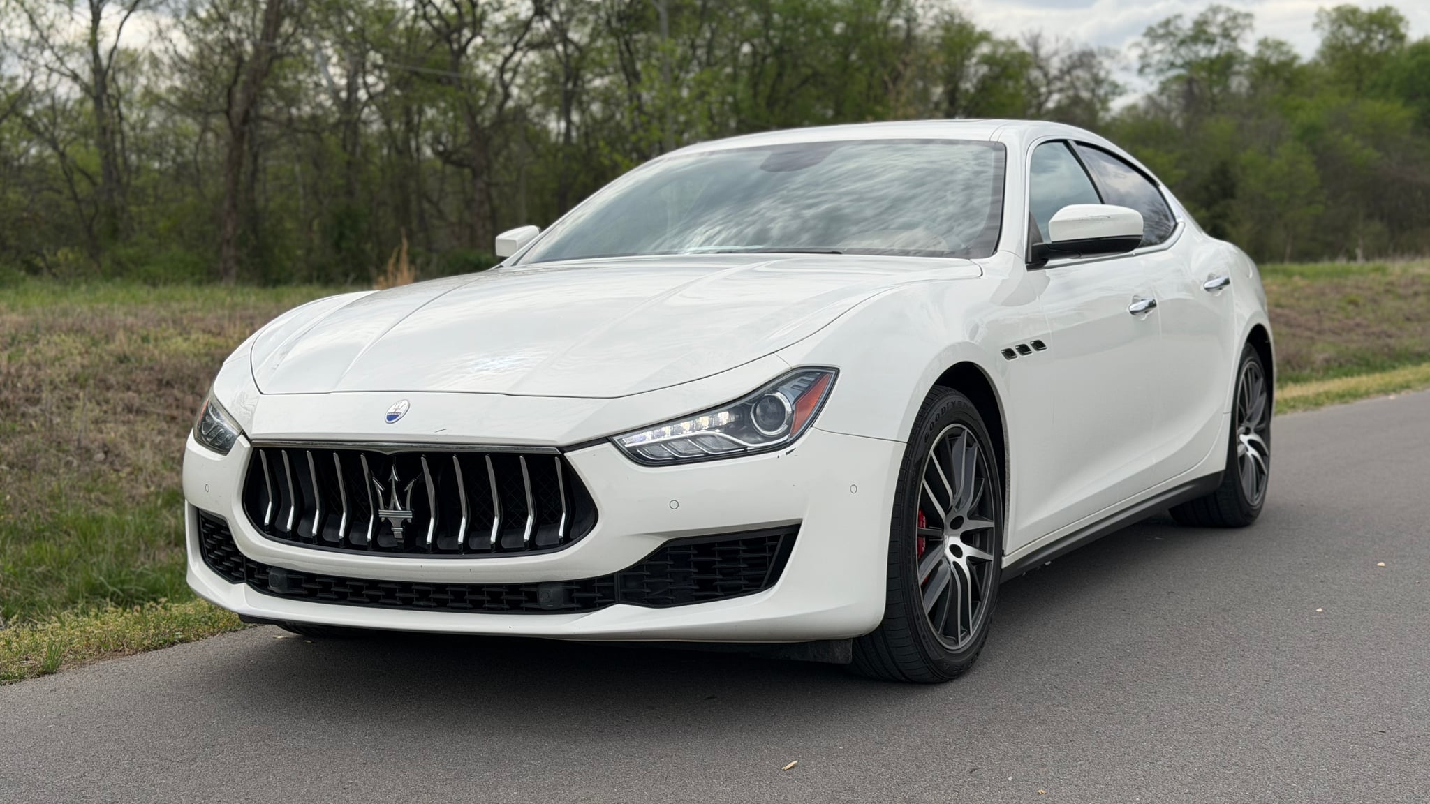 2019 MASERATI Ghibli - Image 1