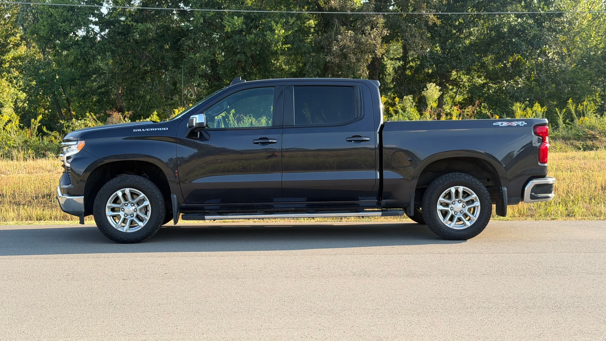 2024 Chevrolet Silverado 1500 LT - Photo 10