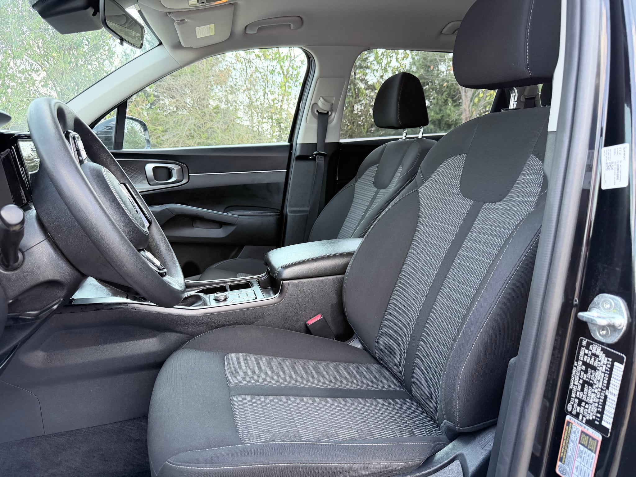 2021 Kia Sorento LX - Photo 5