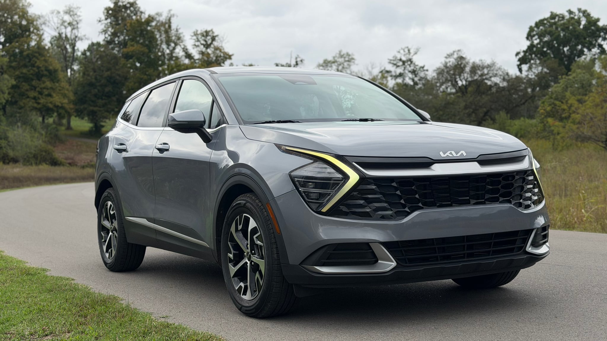 2024 Kia Sportage EX - Photo 3