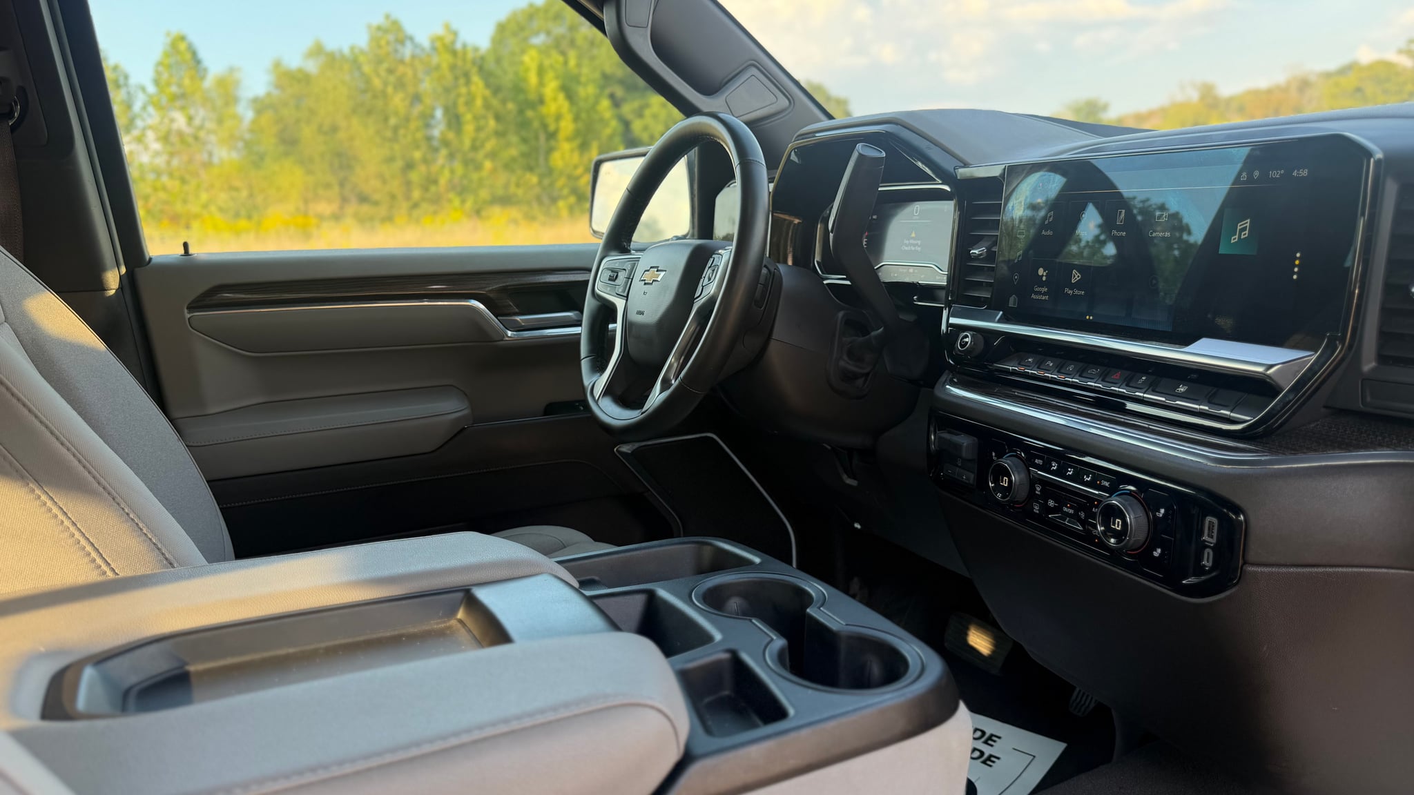 2024 Chevrolet Silverado 1500 LT - Photo 16