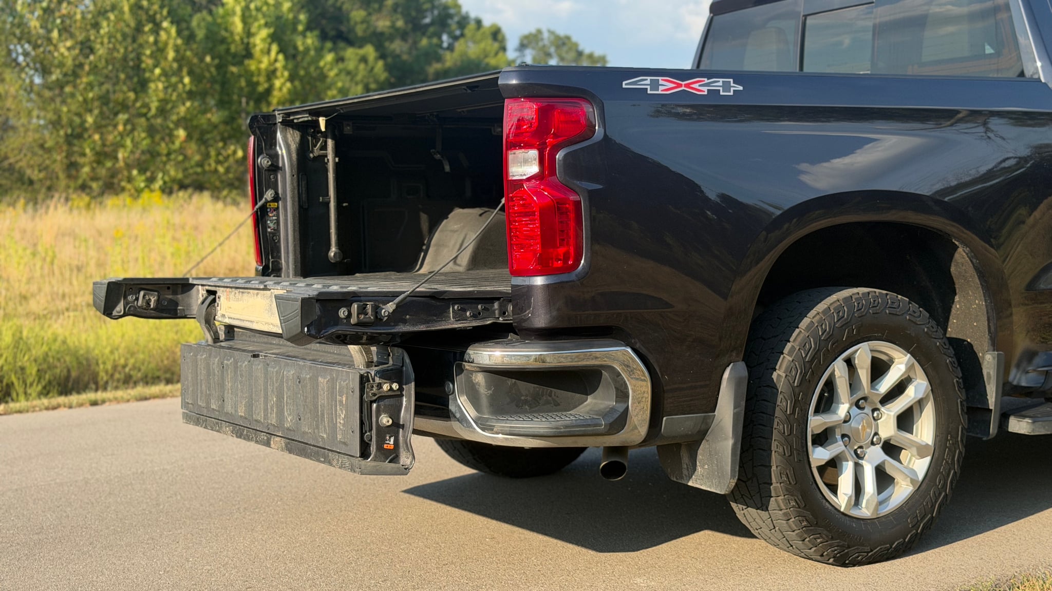 2024 Chevrolet Silverado 1500 LT - Photo 7