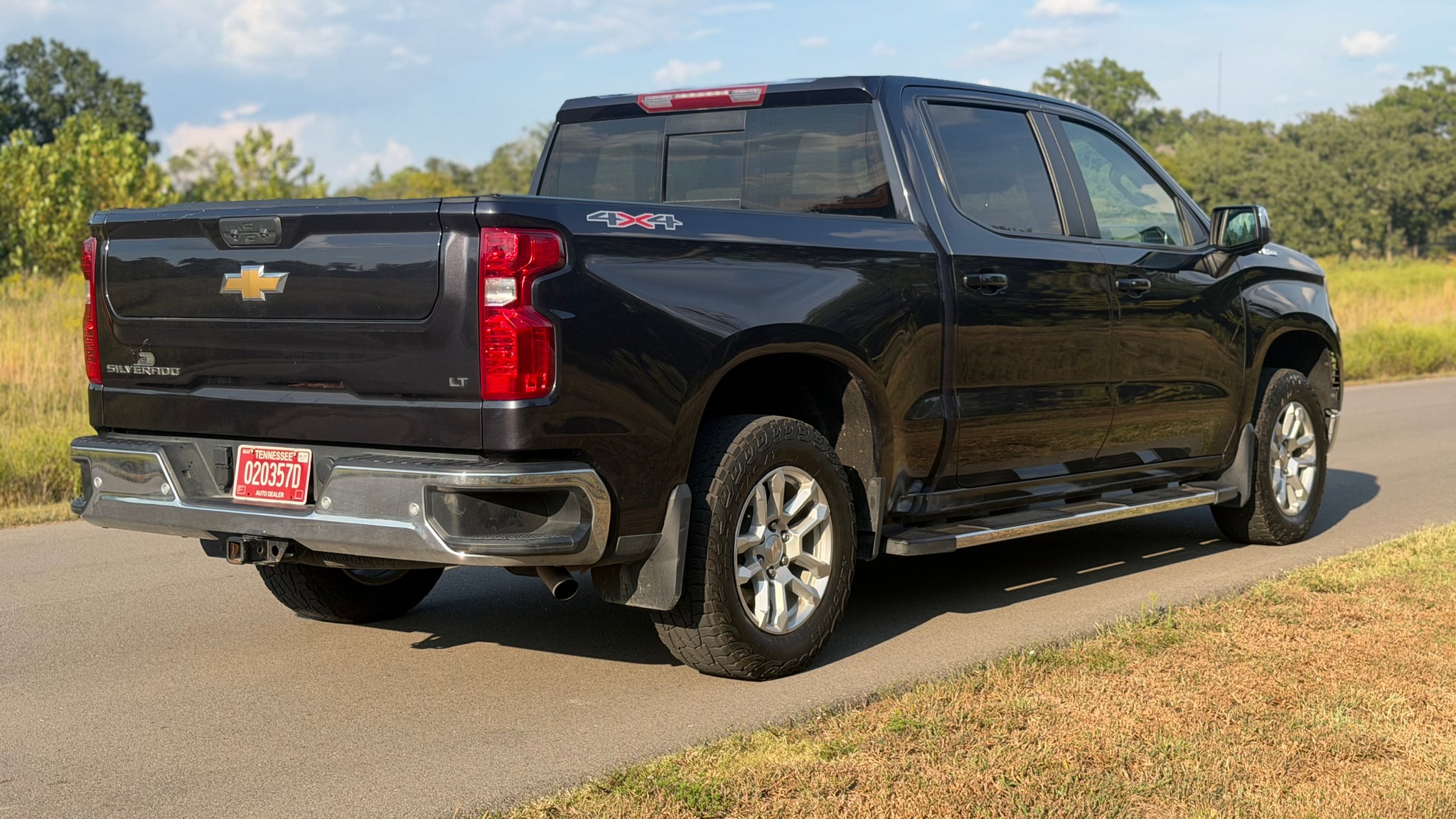 2024 Chevrolet Silverado 1500 LT - Photo 5